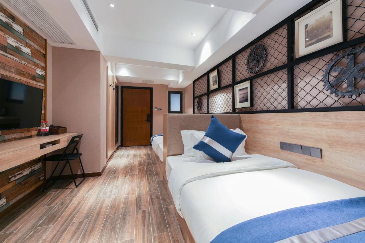 צ'ונגקינג Zou Qu Ye Travel Hotel מראה חיצוני תמונה