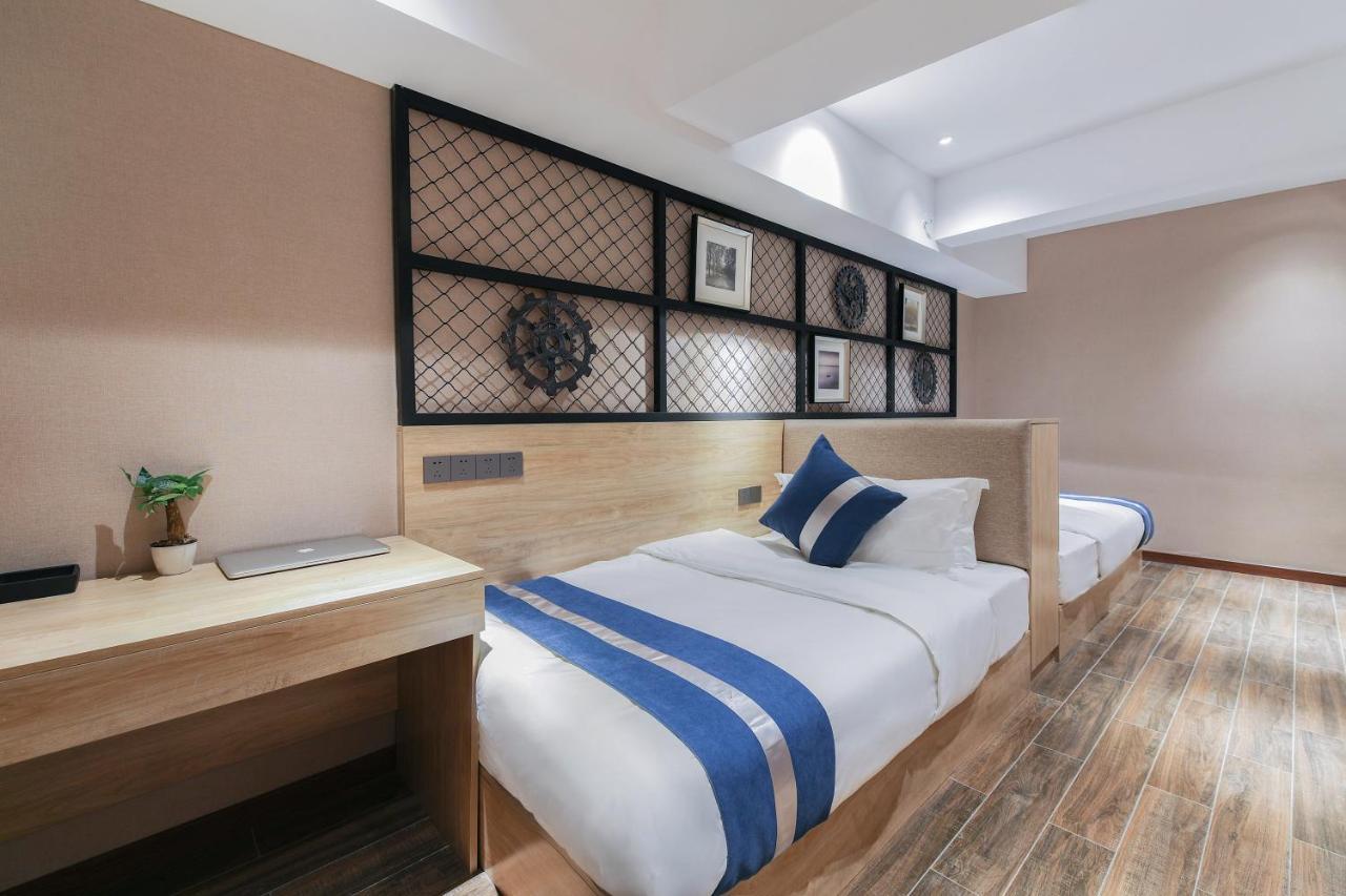 צ'ונגקינג Zou Qu Ye Travel Hotel מראה חיצוני תמונה