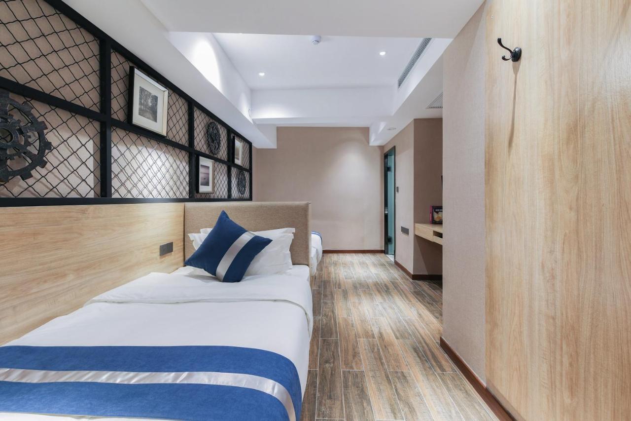 צ'ונגקינג Zou Qu Ye Travel Hotel מראה חיצוני תמונה