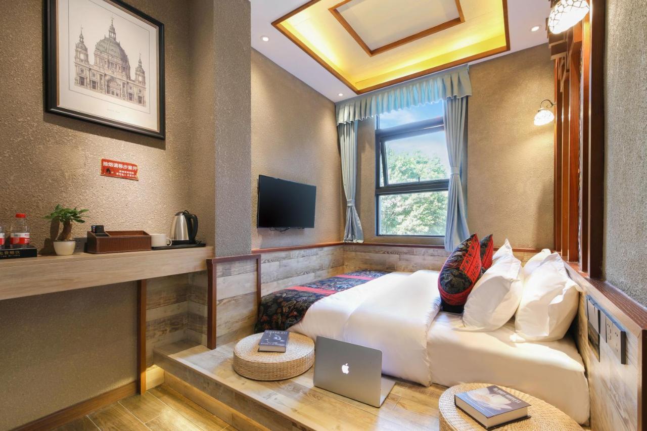 צ'ונגקינג Zou Qu Ye Travel Hotel מראה חיצוני תמונה